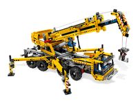 LEGO Technic 8053 - A-Modell Kran und Stützen ausgefahren